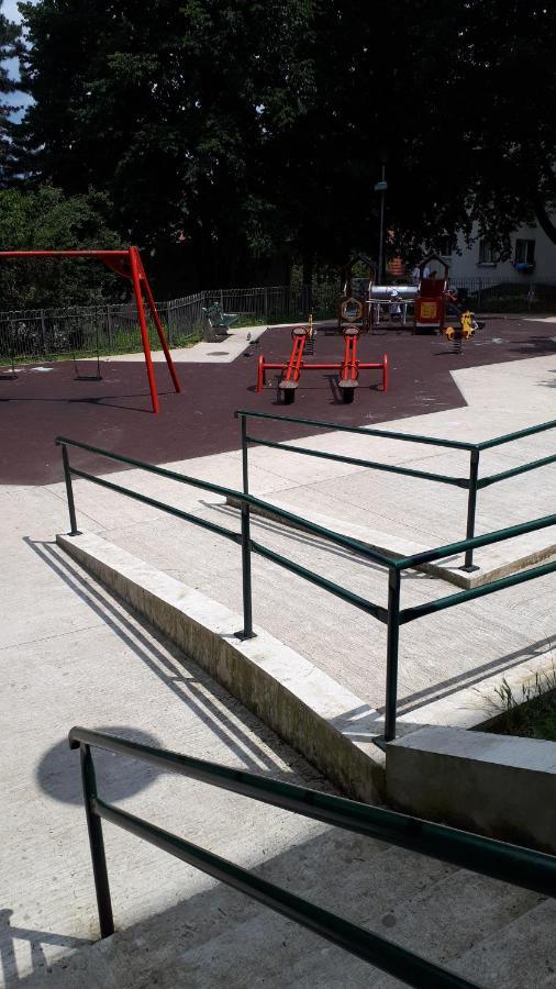 Ferienwohnung Apartman Maja Belgrad Exterior foto